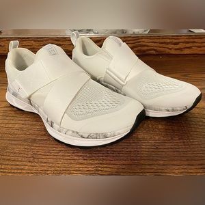 TIEM Cycling Shoes Slipstream - White Marble Size W7.5